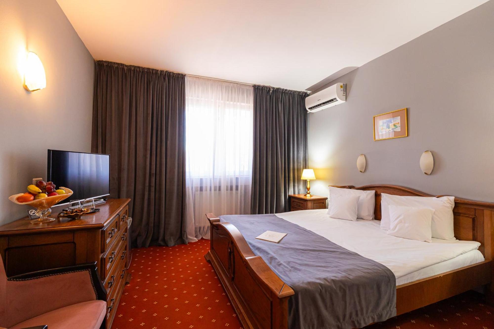 Hotel Brilliant Meses Залеу Екстер'єр фото