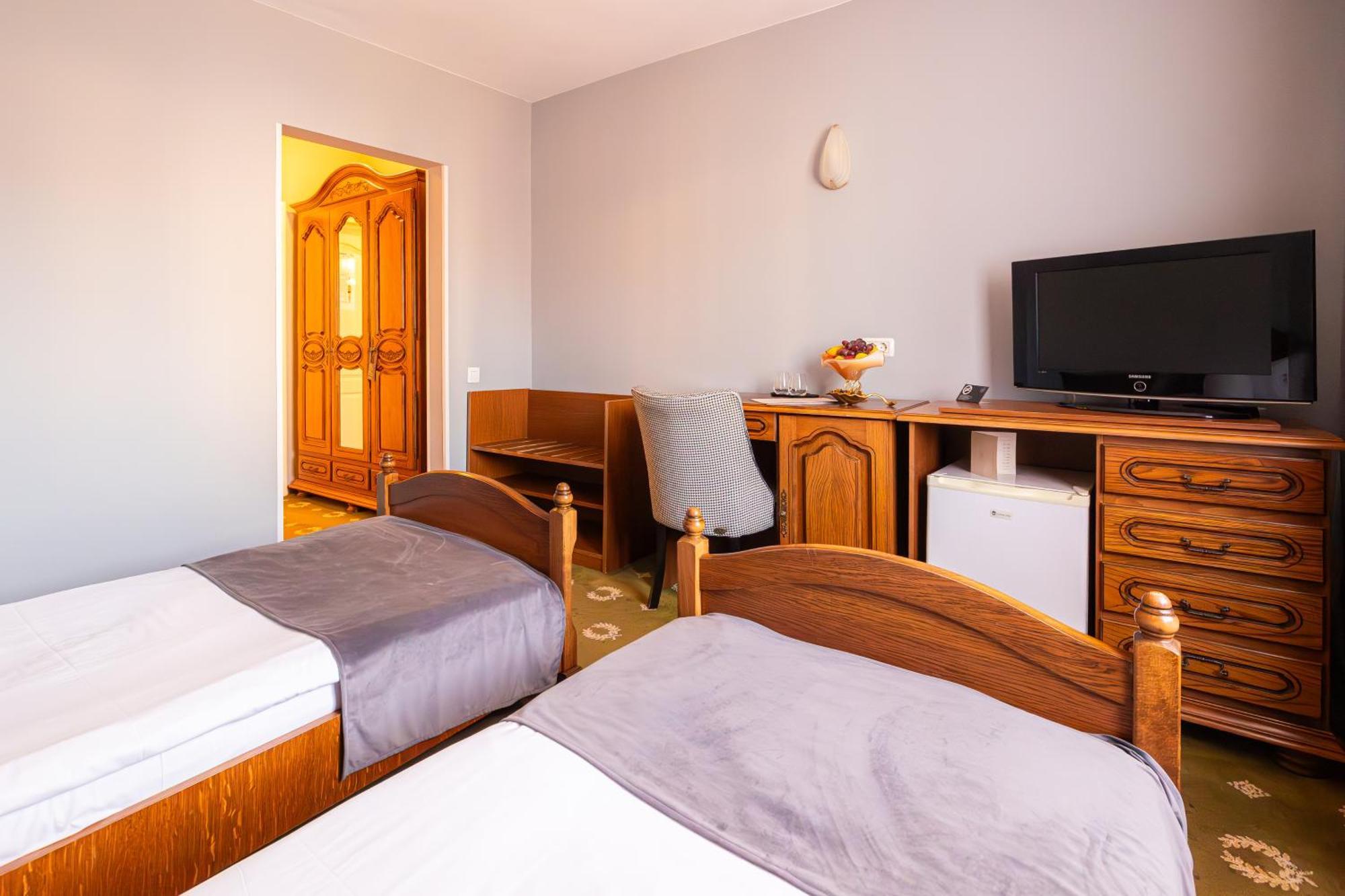 Hotel Brilliant Meses Залеу Екстер'єр фото