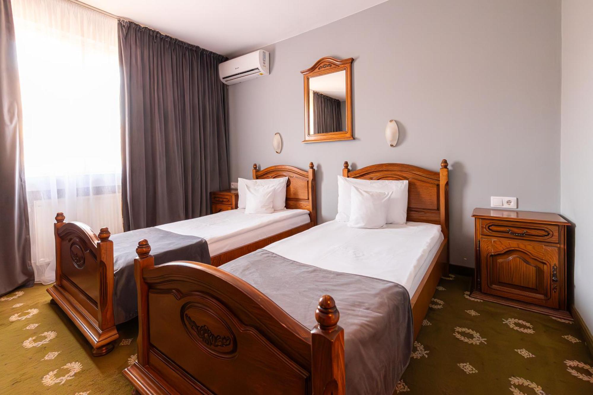 Hotel Brilliant Meses Залеу Екстер'єр фото